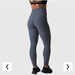 Born primitive summit leggings